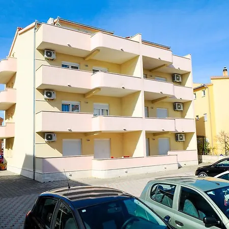 Apartment Rajic *