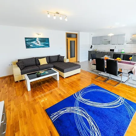 Apartment Rajic *