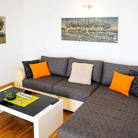 Rajic Apartment *
