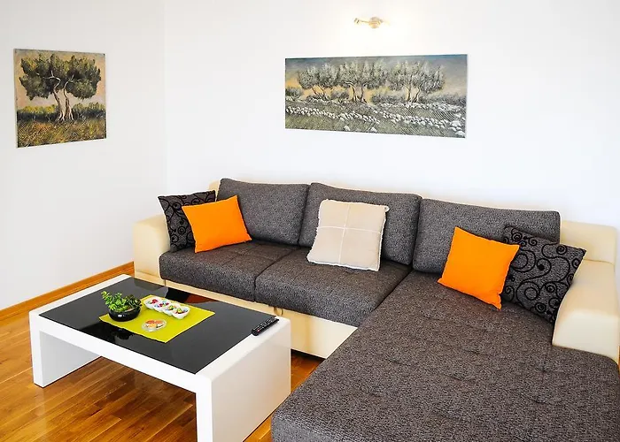 Rajic Apartament *